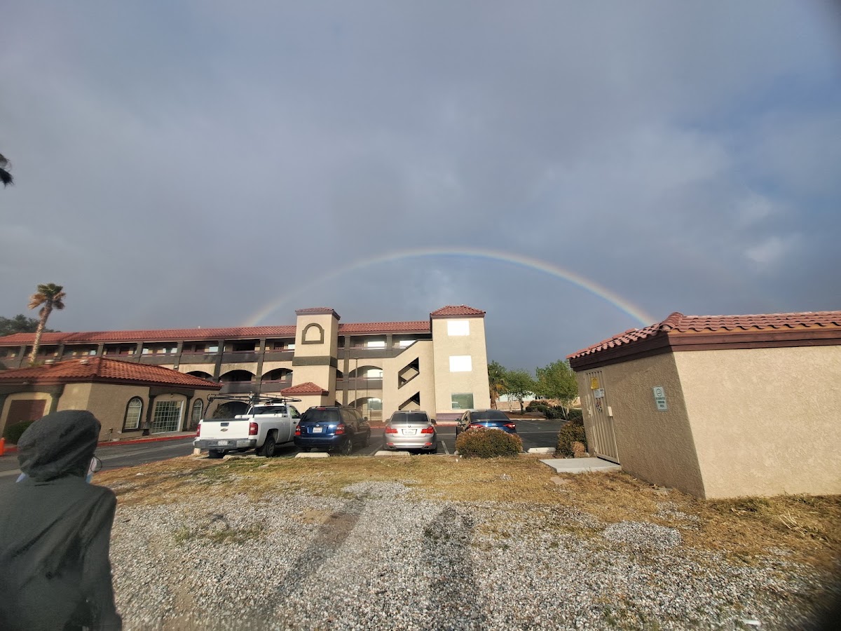 Mariposa Inn