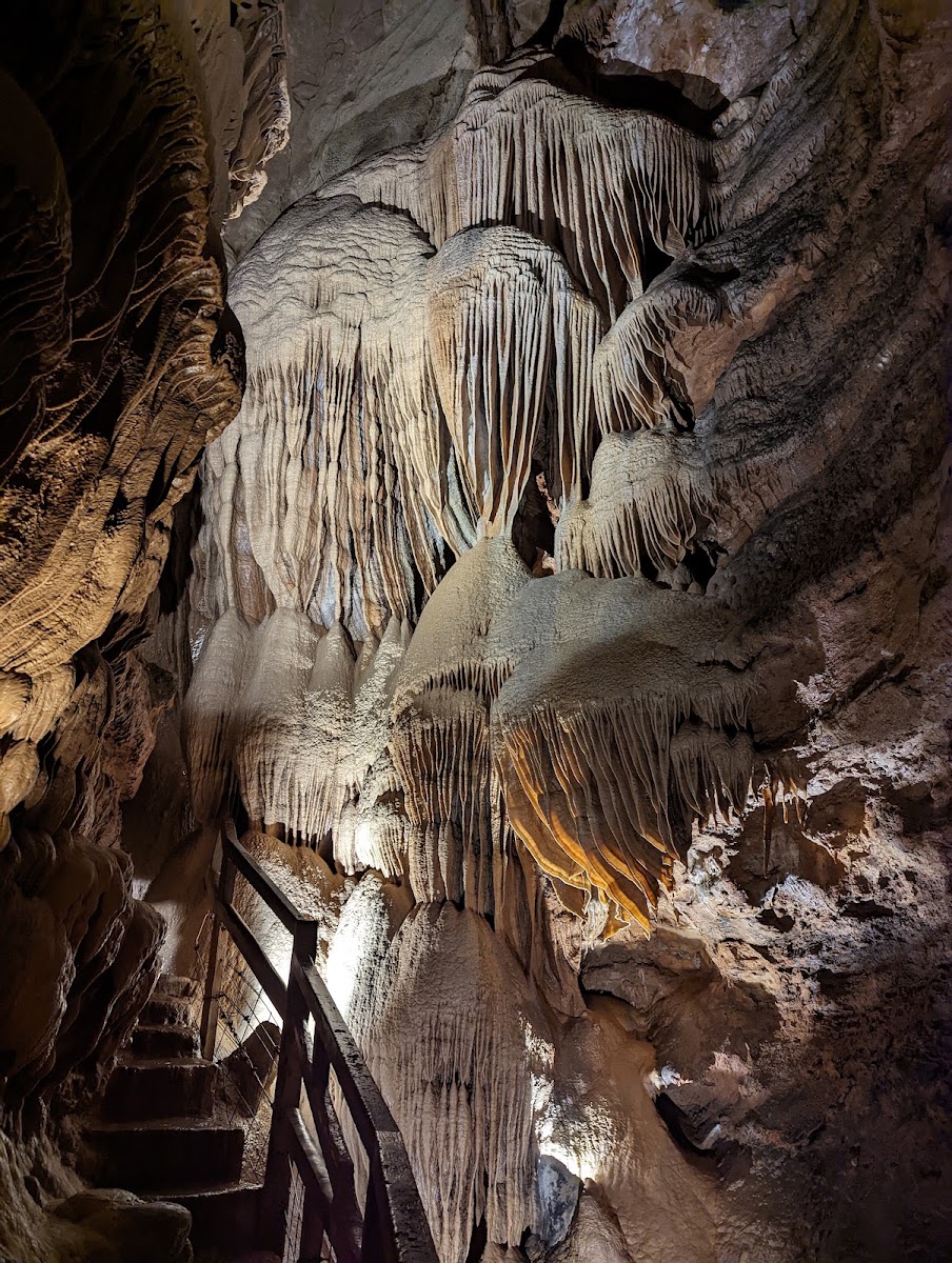 Talking Rocks Cavern