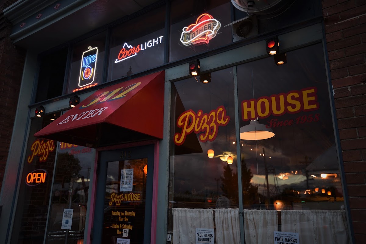Pizza House