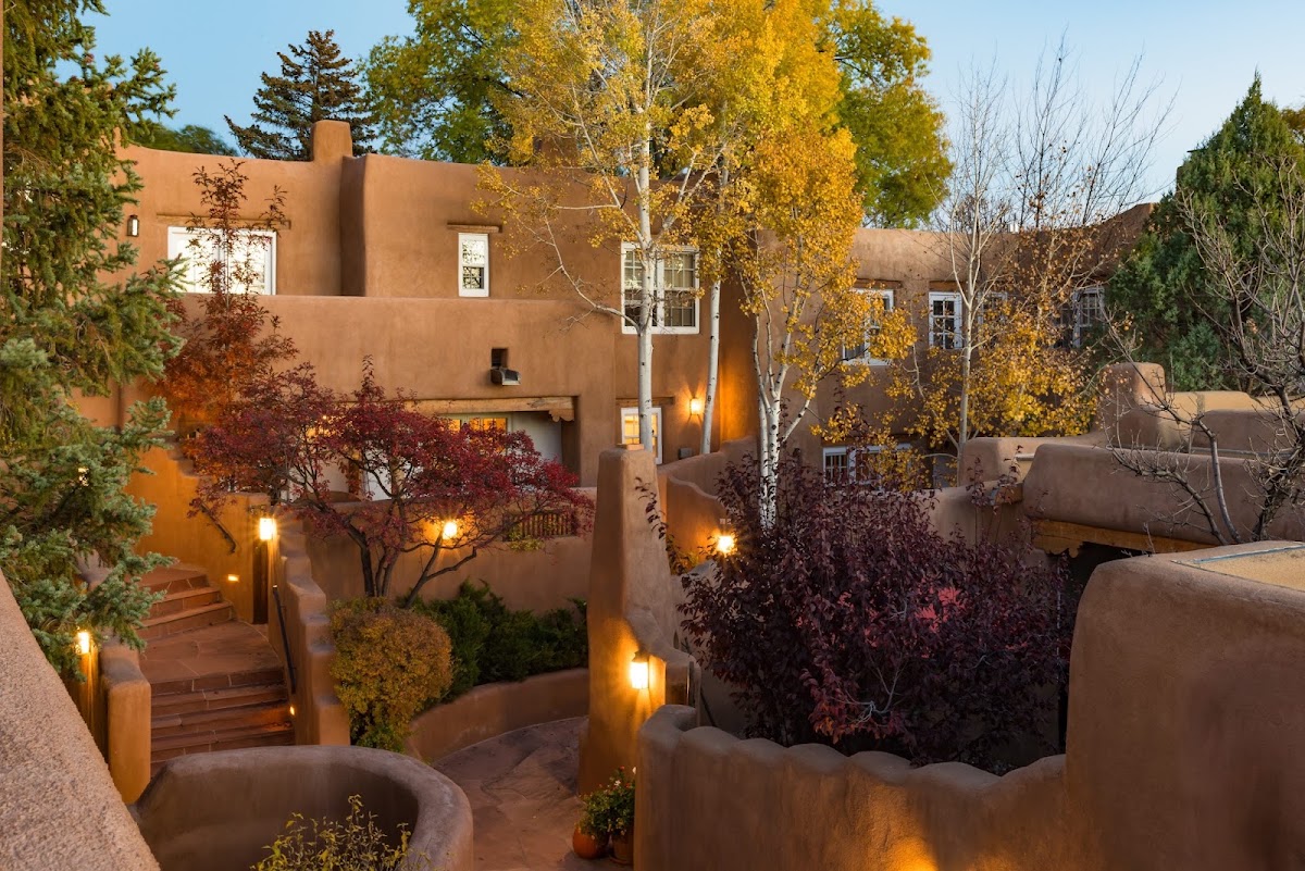 Campanilla Compound