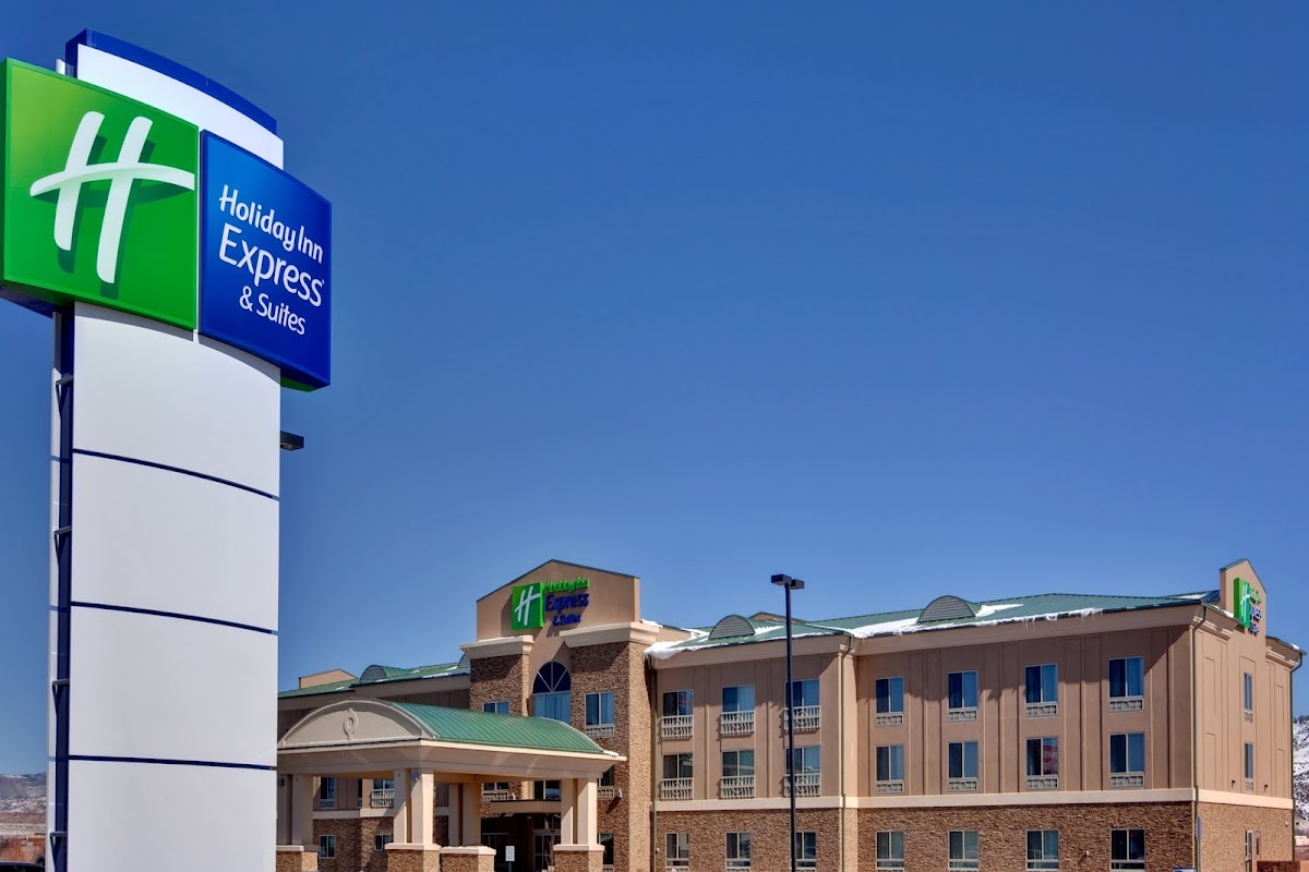 Holiday Inn Express & Suites Grants - Milan by IHG