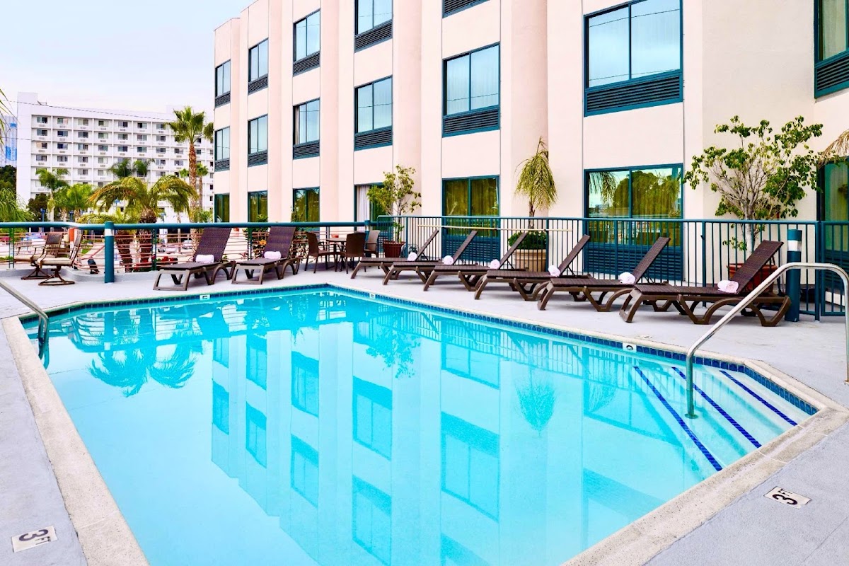 Best Western Plus Suites Hotel - Los Angeles LAX Airport