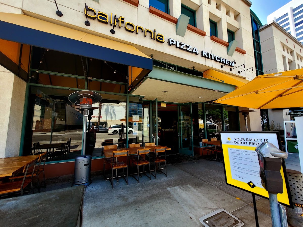 California Pizza Kitchen at Santa Monica