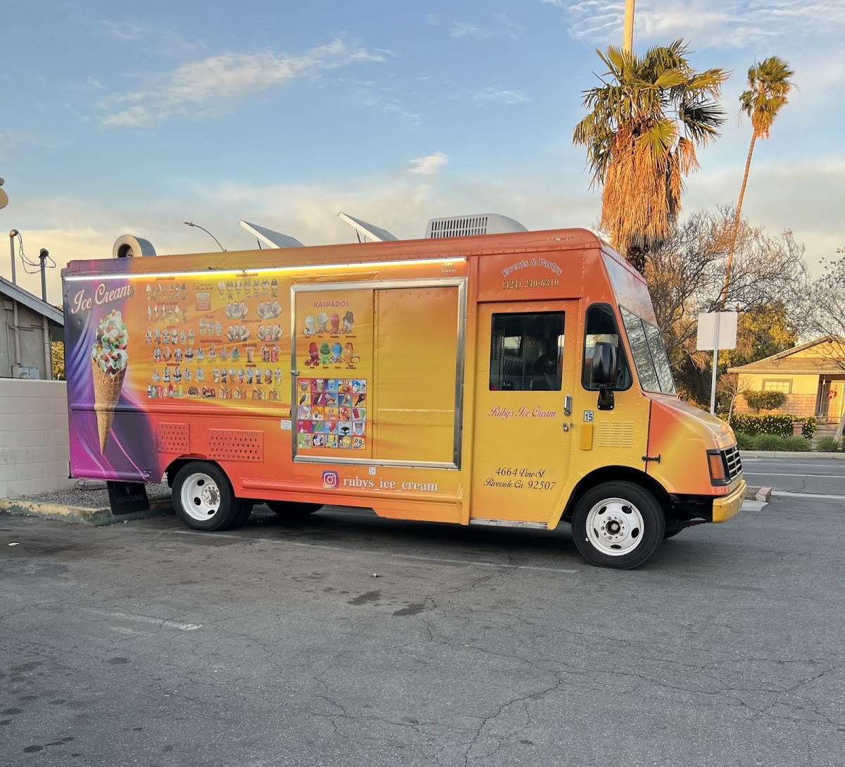 San Bernardino Dry Ice and Ice Cream