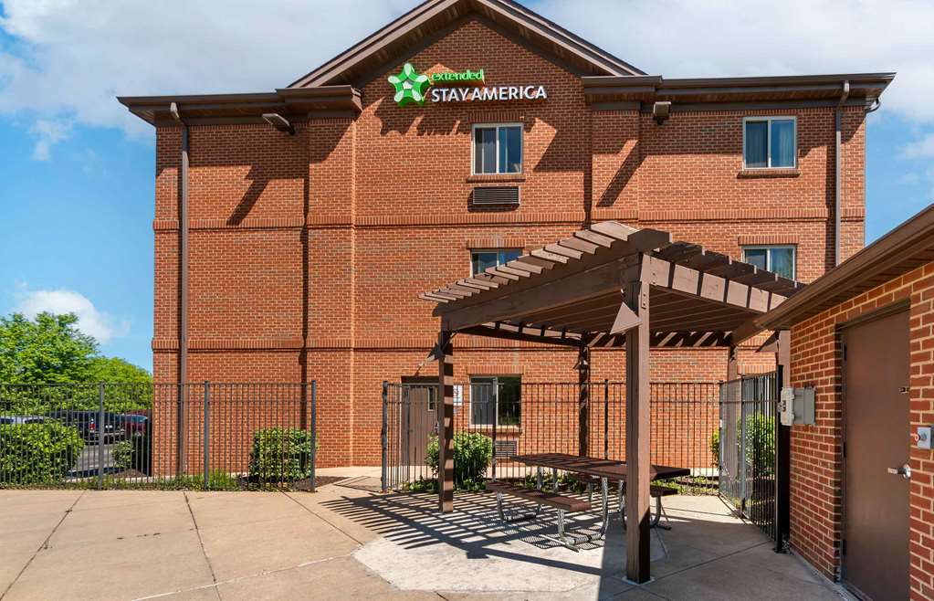 Extended Stay America Select Suites- St. Louis - Earth City
