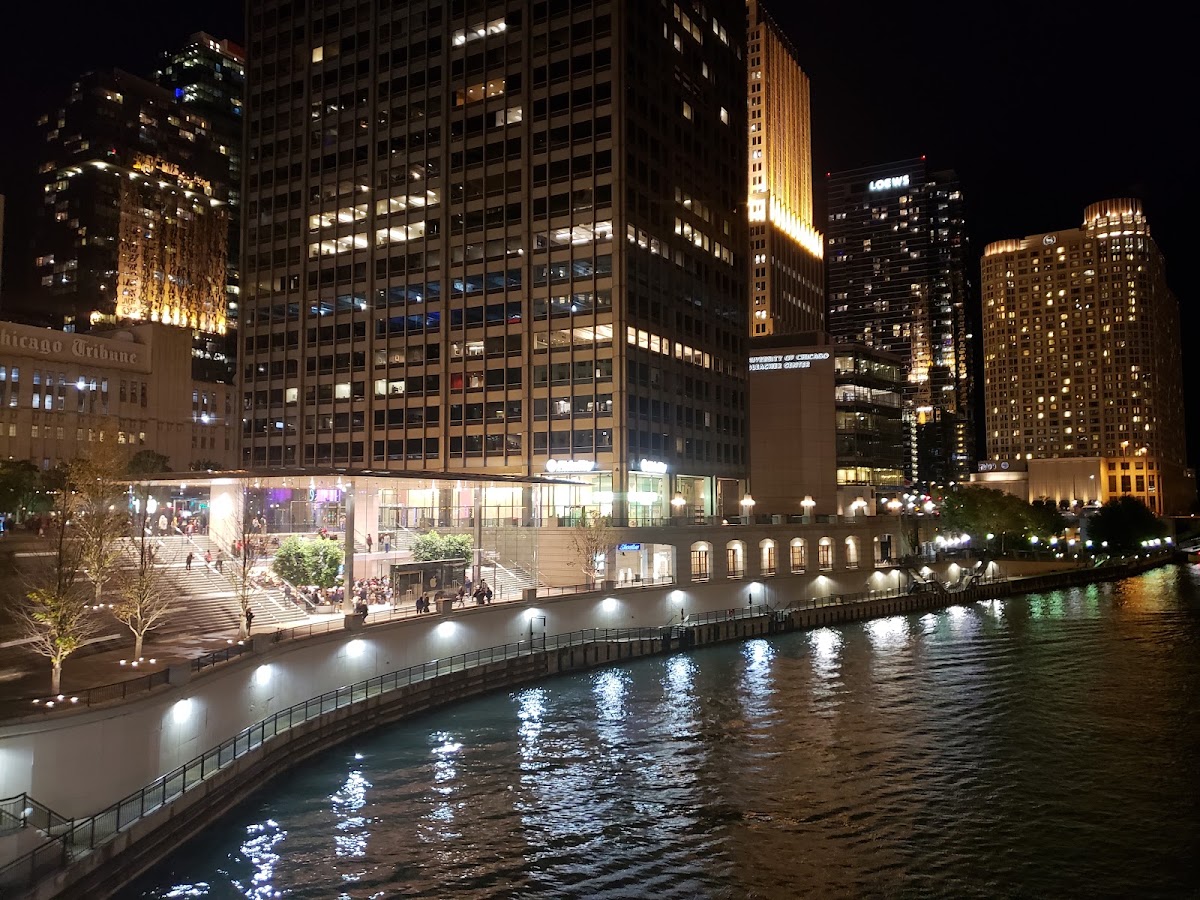 Weird Chicago Tours