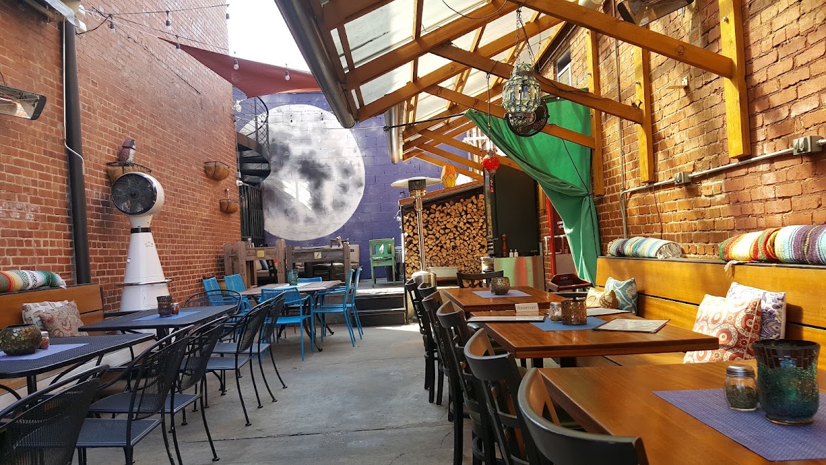 East Village Bohemian Pizzeria