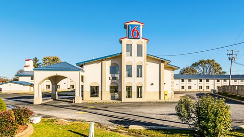 Motel 6 Urbana, IL