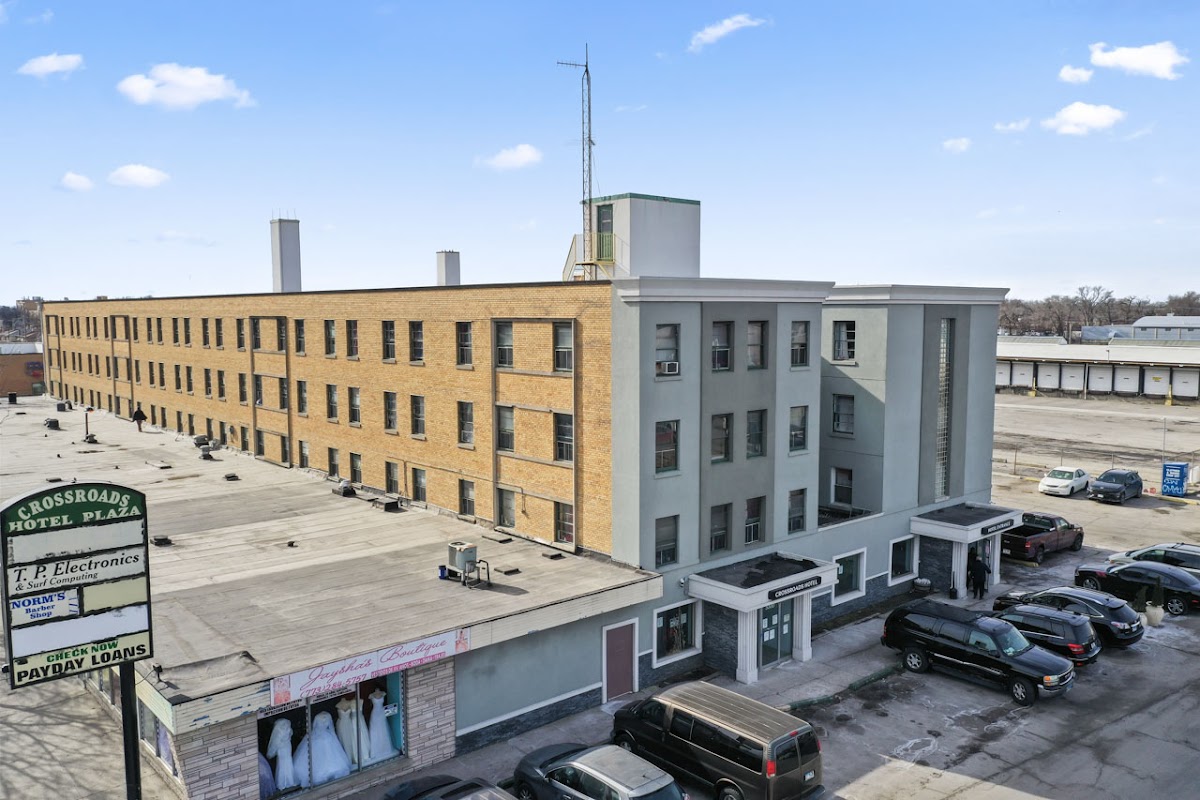 Crossroads Hotel