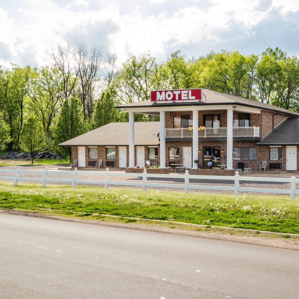 Scenic Rivers Motel