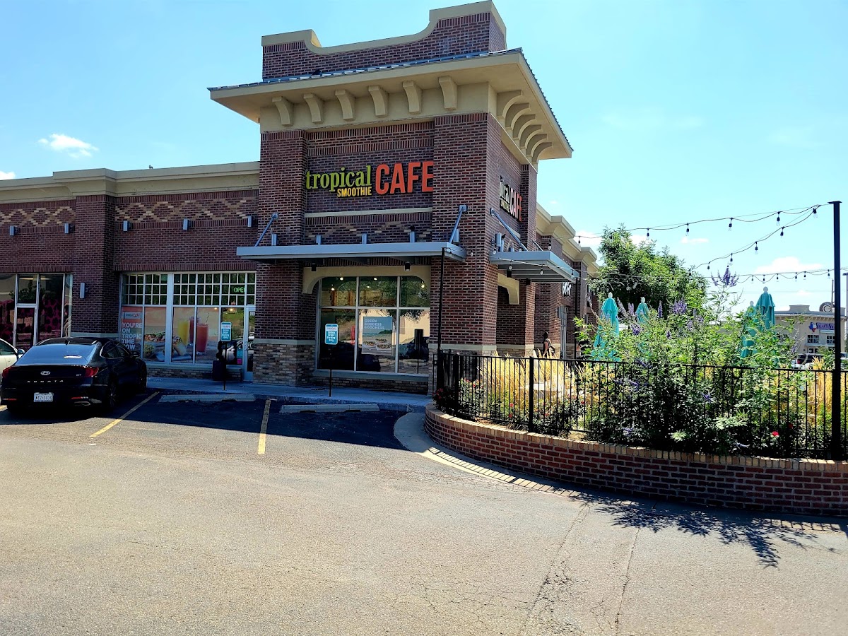 Tropical Smoothie Cafe