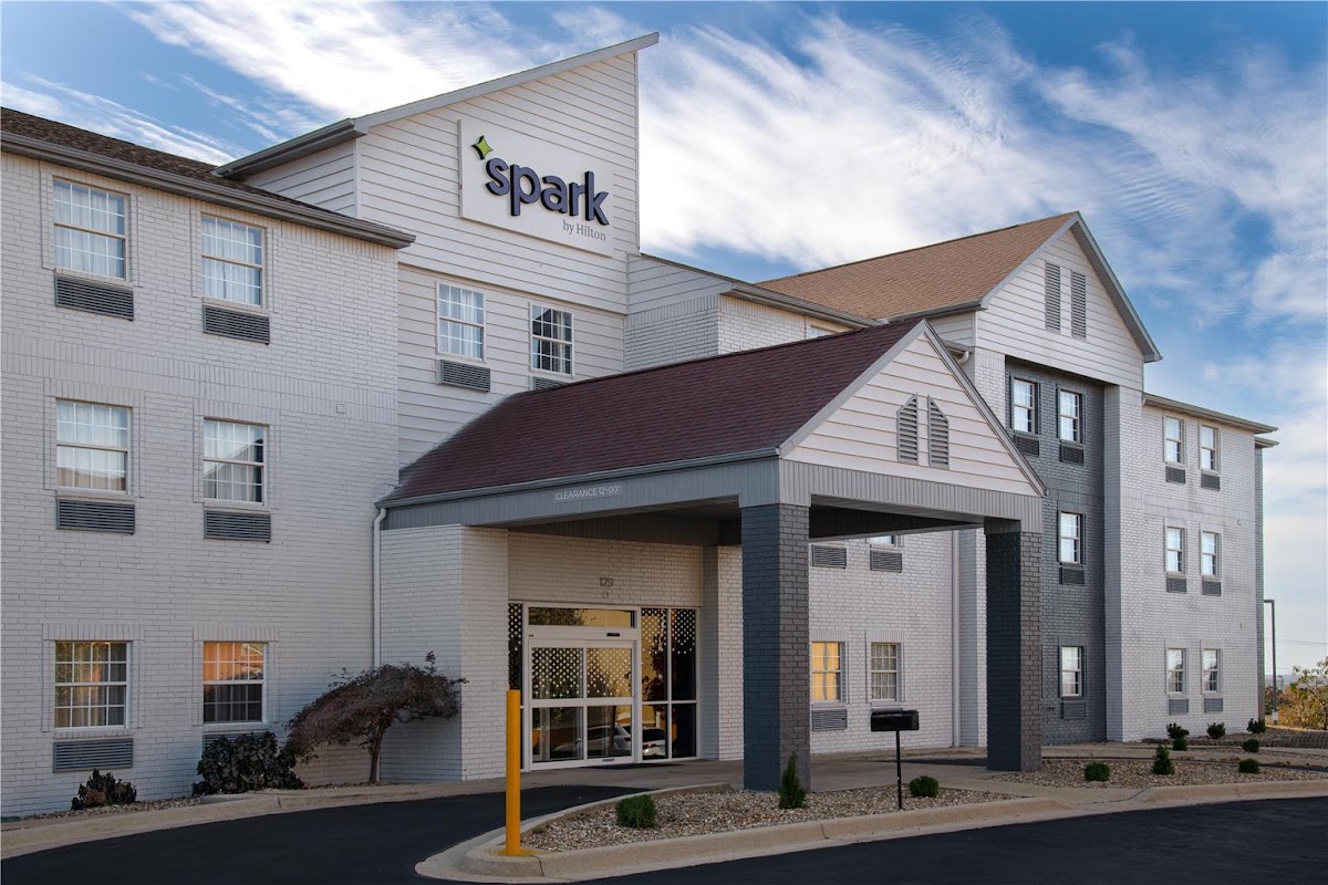 Spark by Hilton St. Robert Fort Leonard Wood