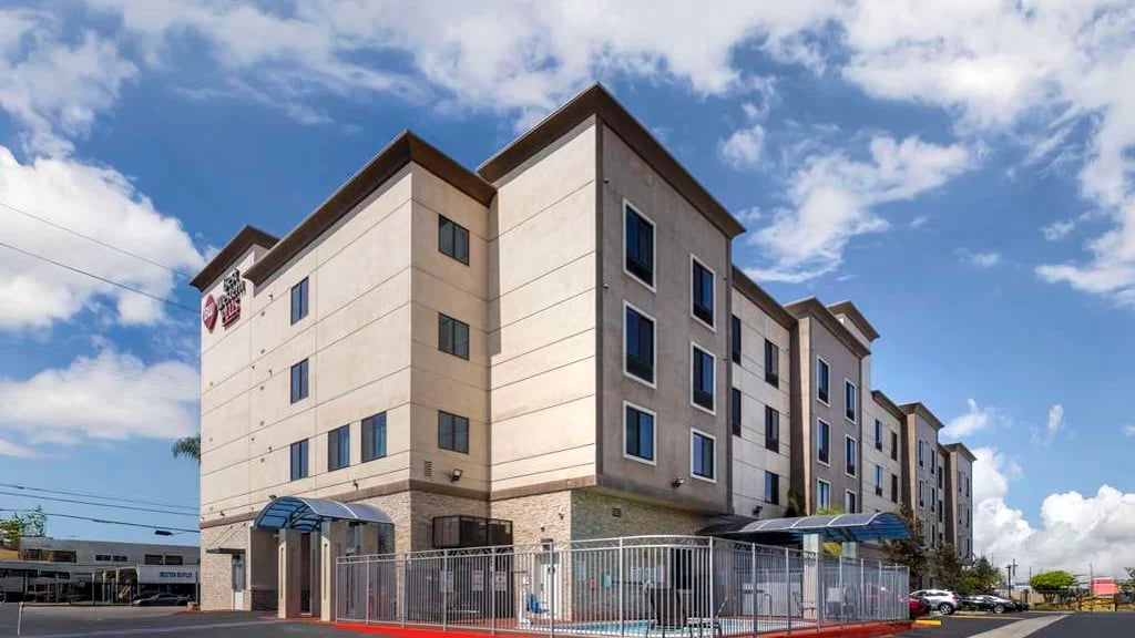Best Western Plus Gardena Inn & Suites