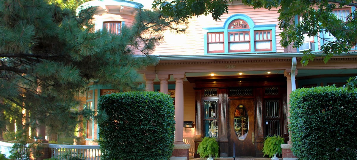 The Grandison Inn Bed & Breakfast