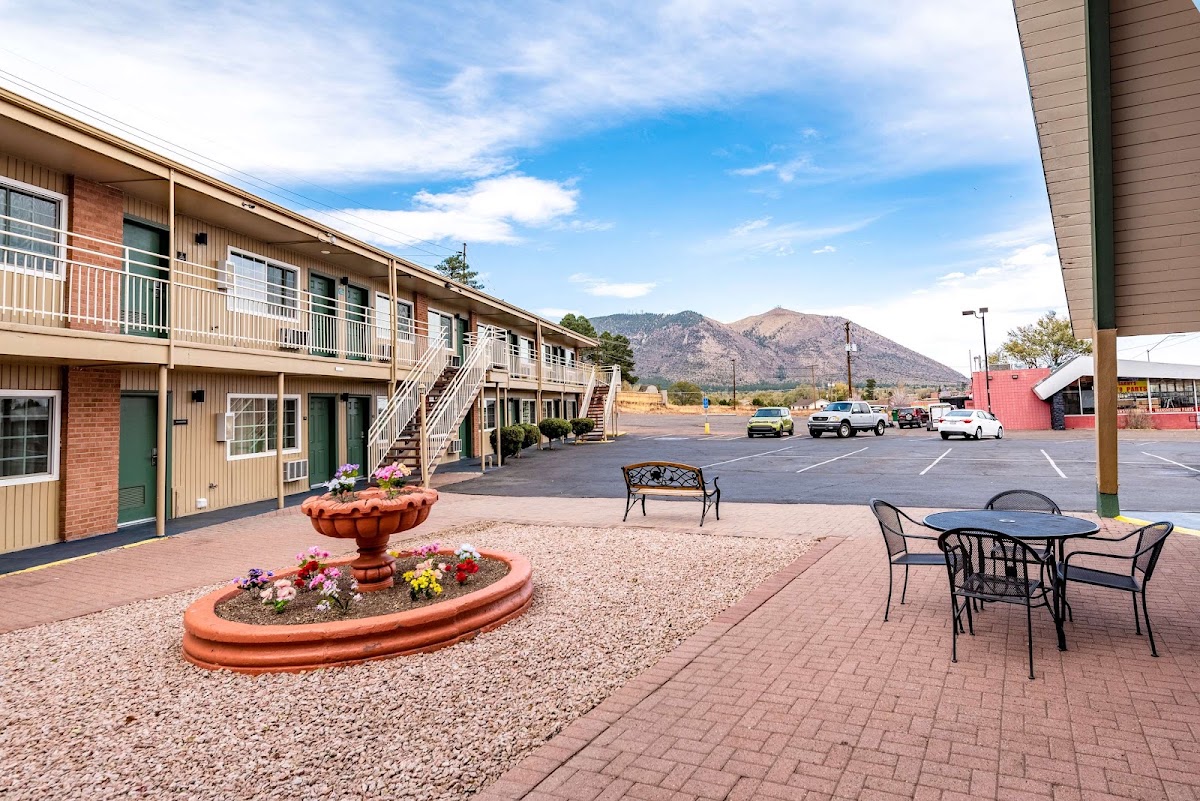 Americas Best Value Inn & Suites Flagstaff
