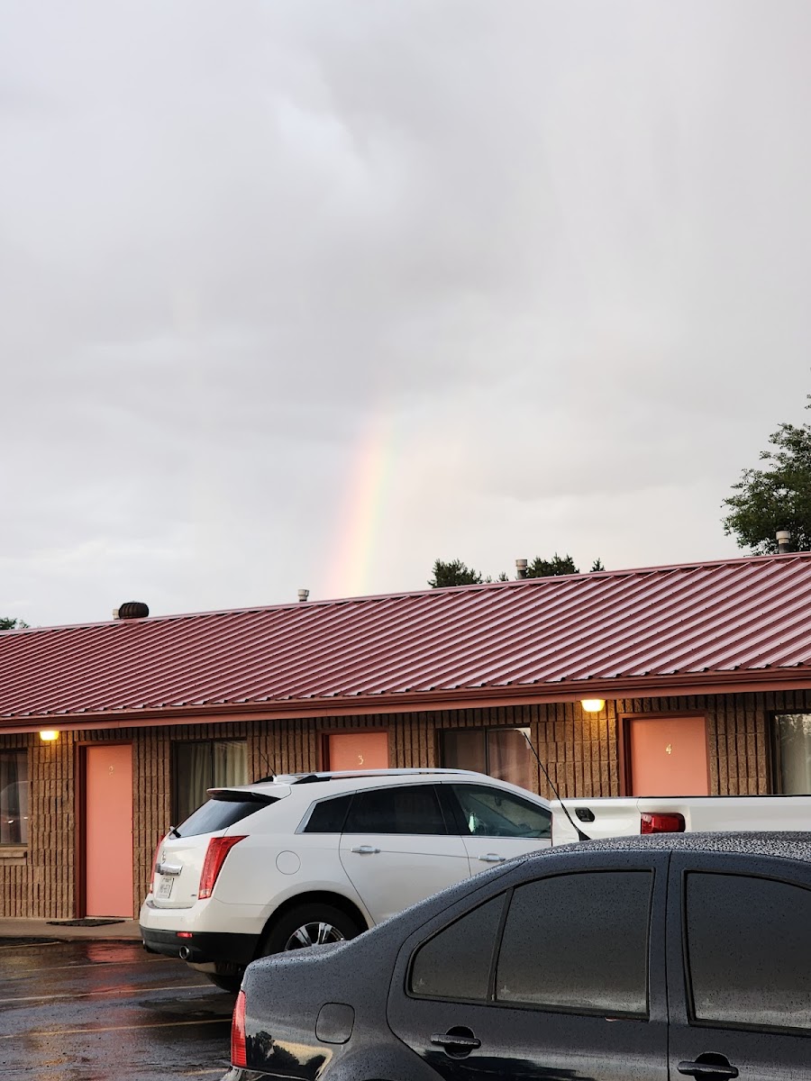 Ponderosa Motel
