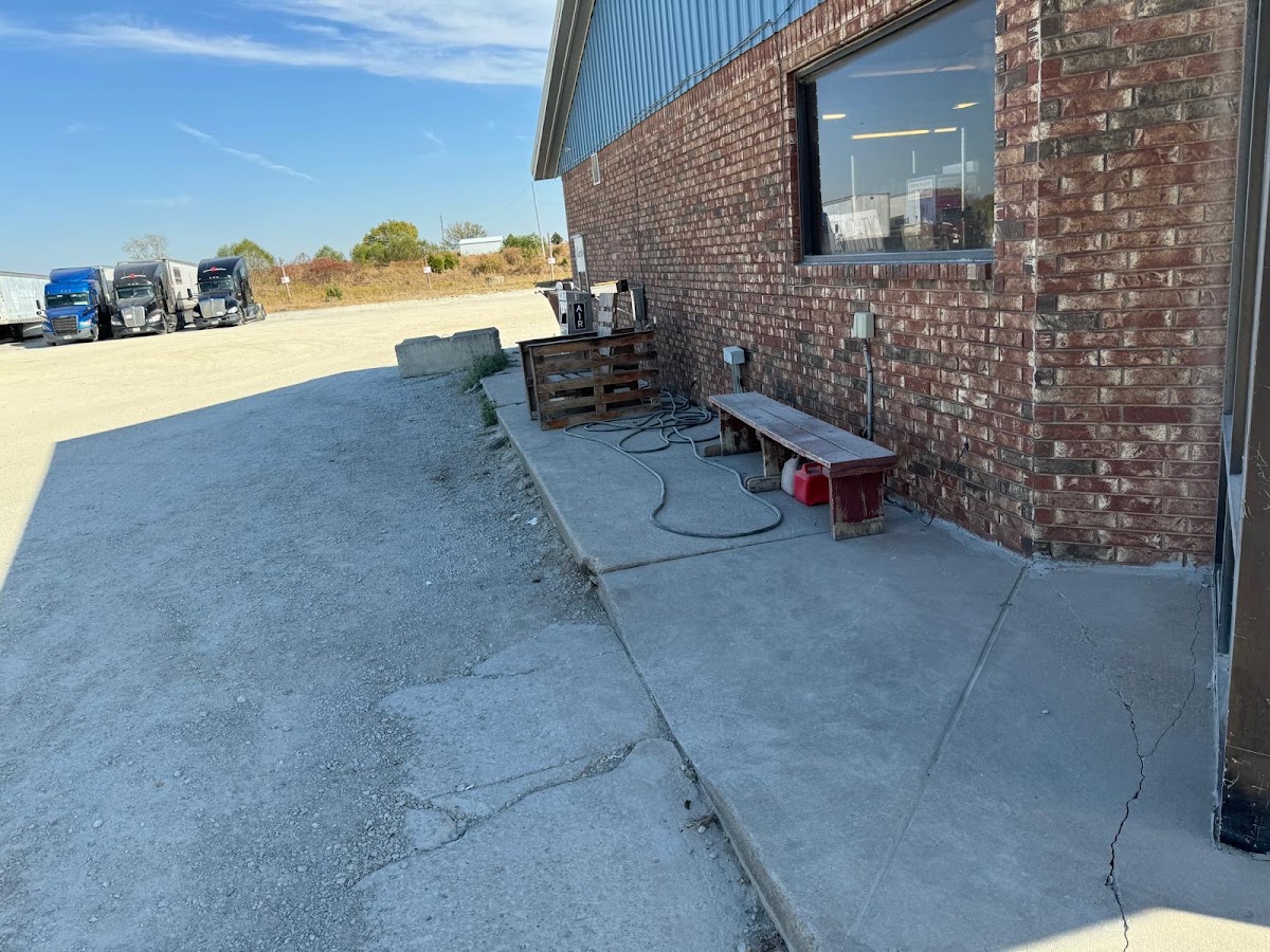 Monday's Truck Stop