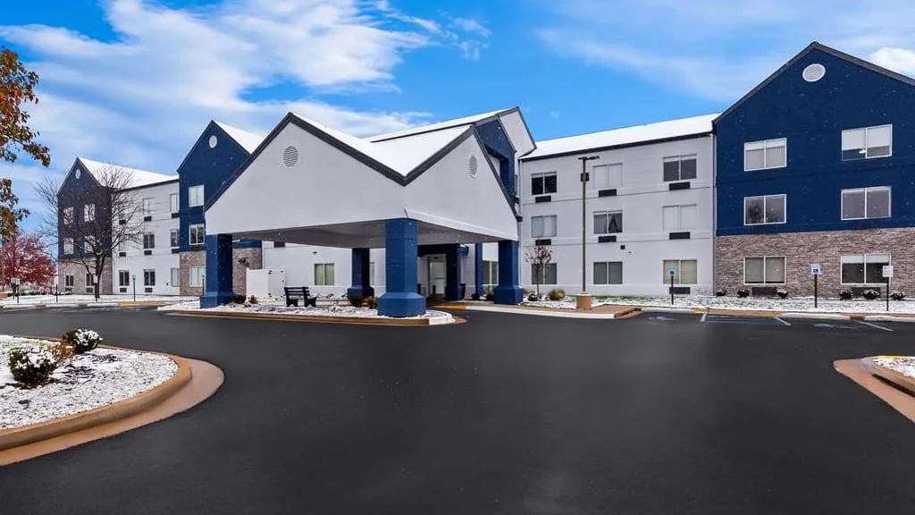 Best Western Plus Fenton