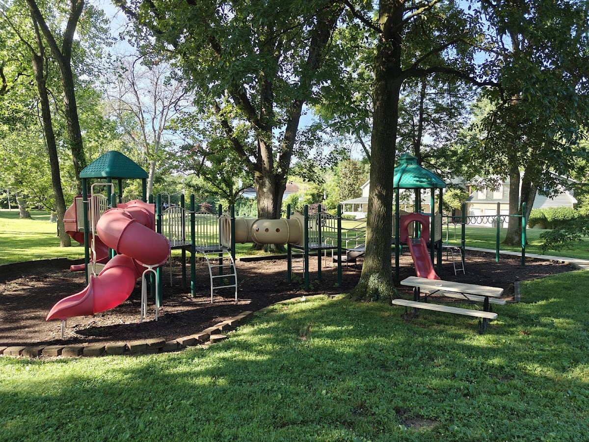 Malcolm Terrace Park