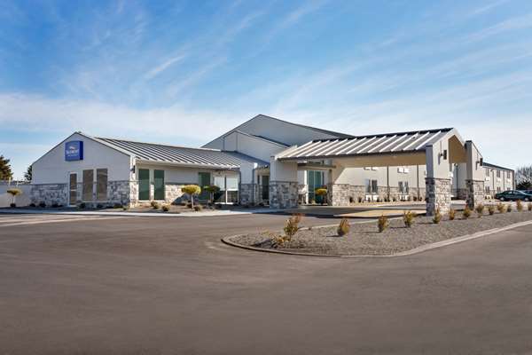 Baymont by Wyndham Shawnee