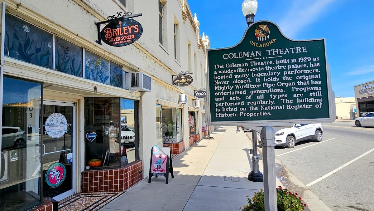 Briley's Ice Cream, Soda & Gifts