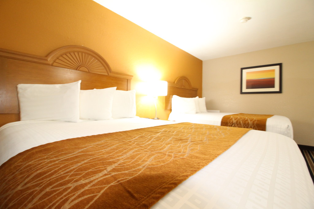 Westbridge Inn and Suites Clinton