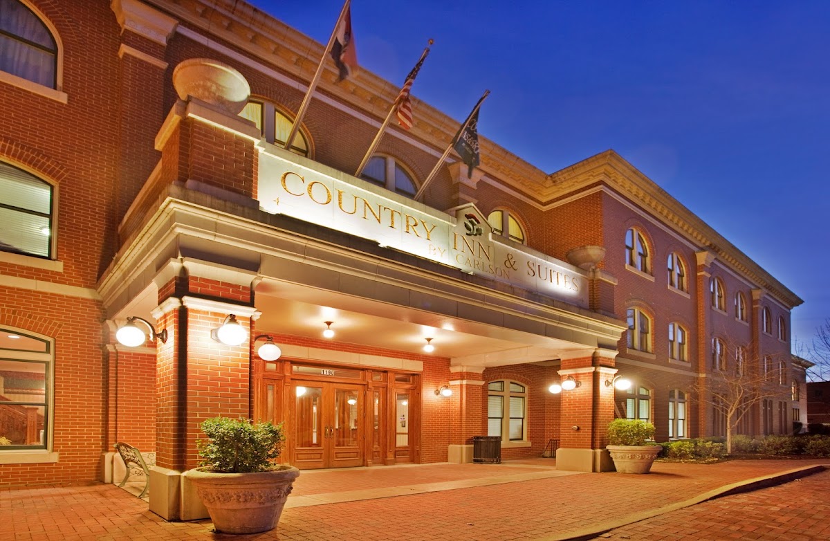 Country Inn & Suites by Radisson, St. Charles Historic District