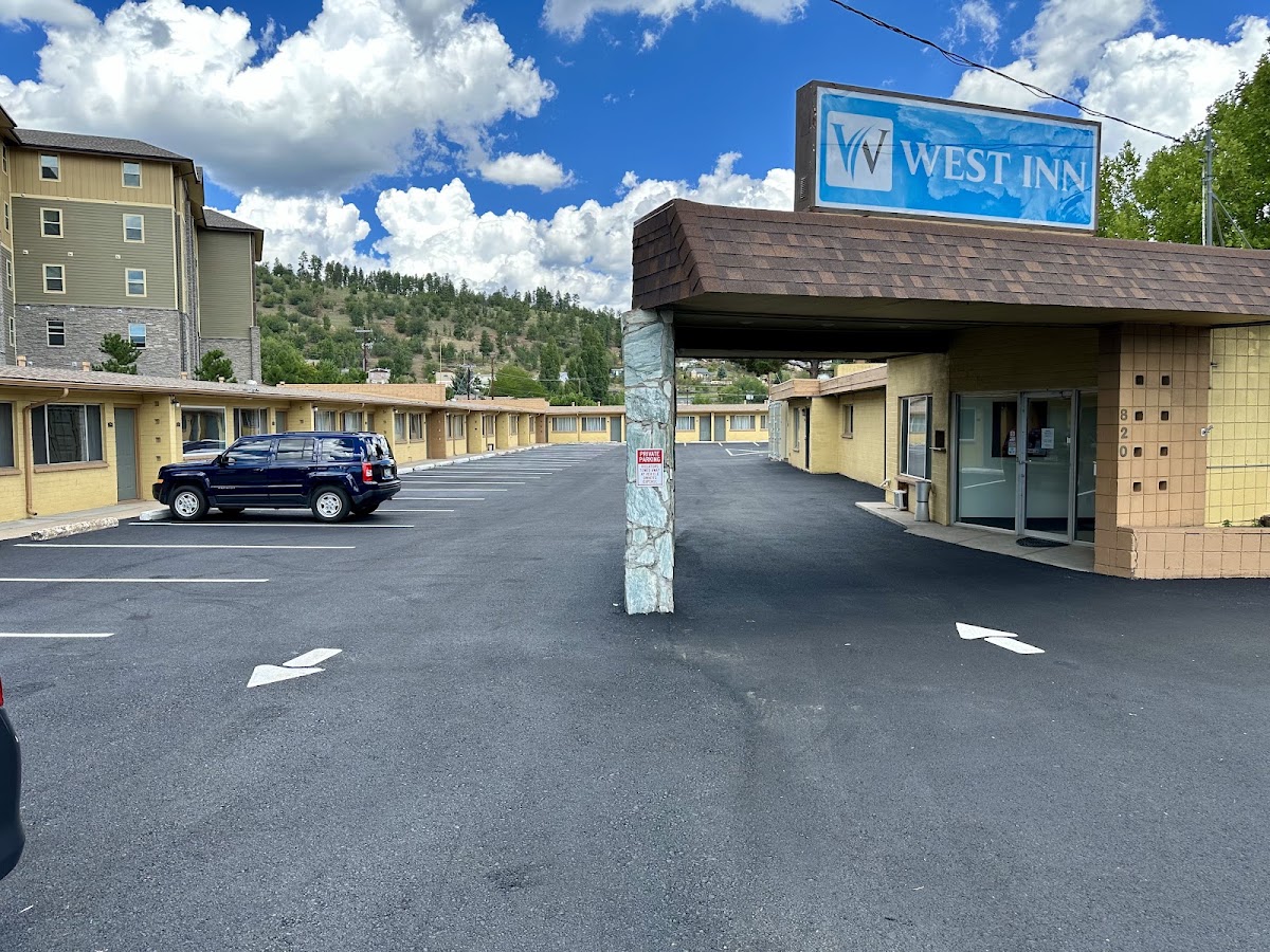 Hotel West Inn NAU - Downtown Flagstaff