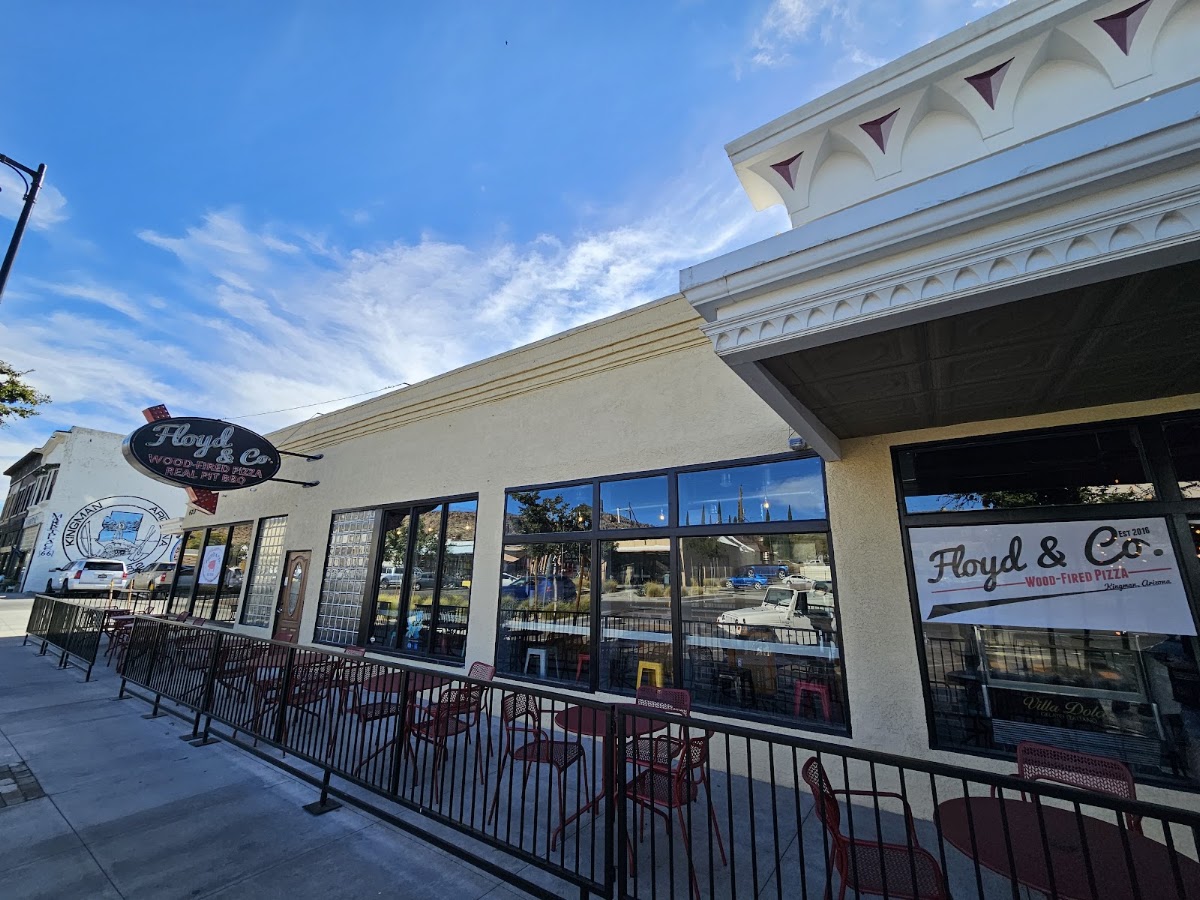 Floyd and Company Real Pit BBQ