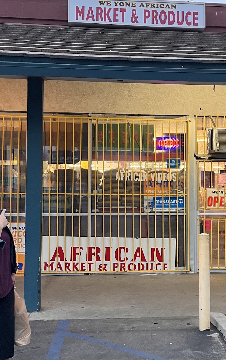 We Yone African Clothing & Things