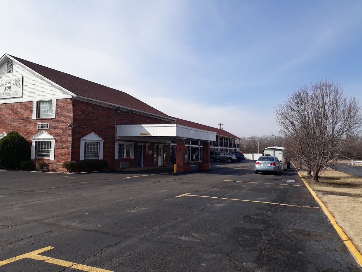 Claremore Motor Inn
