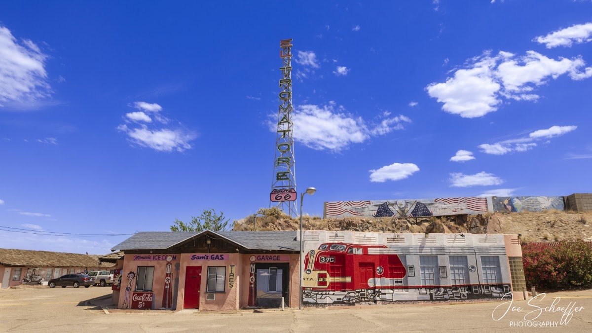 El Trovatore Motel