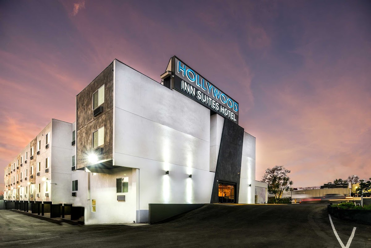 Hollywood Inn Suites Hotel