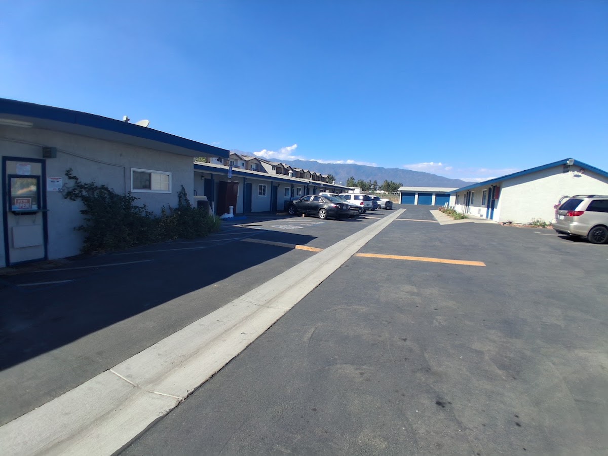 Forty Winks Motel