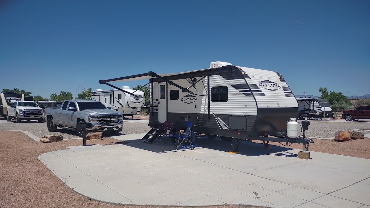 Isleta Lakes & RV Park
