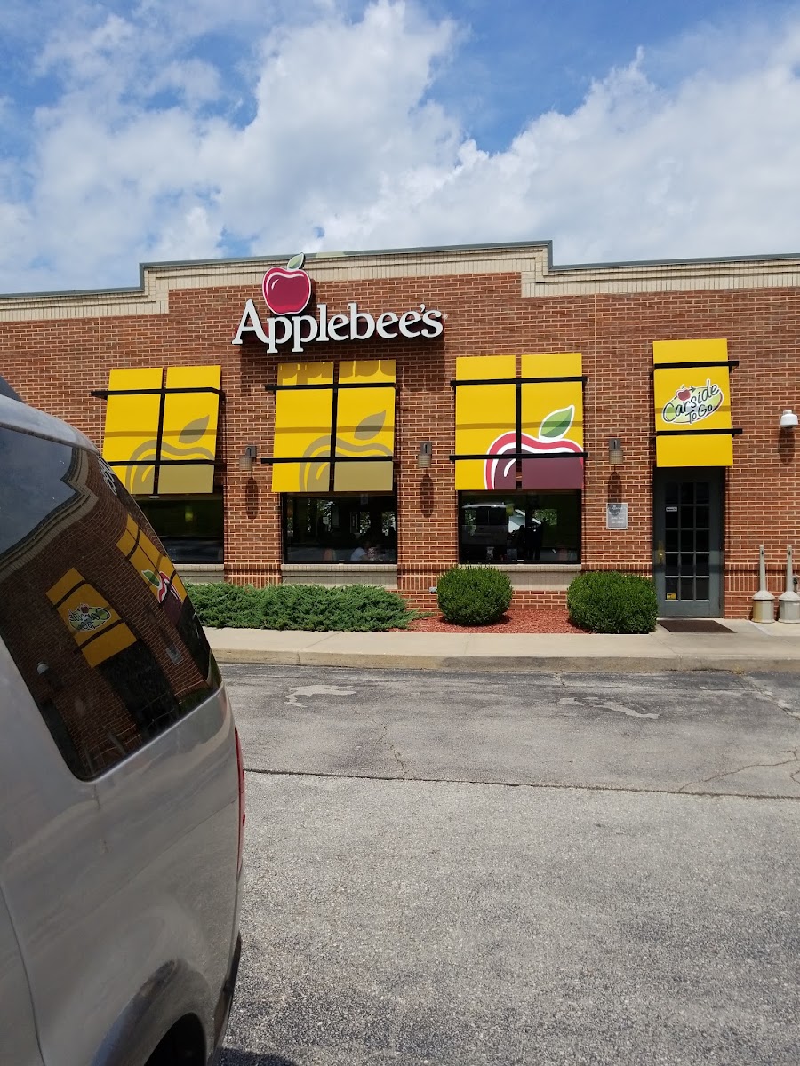 Applebee's Grill + Bar