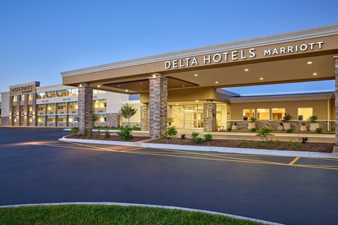 Delta Hotels Chicago Willowbrook
