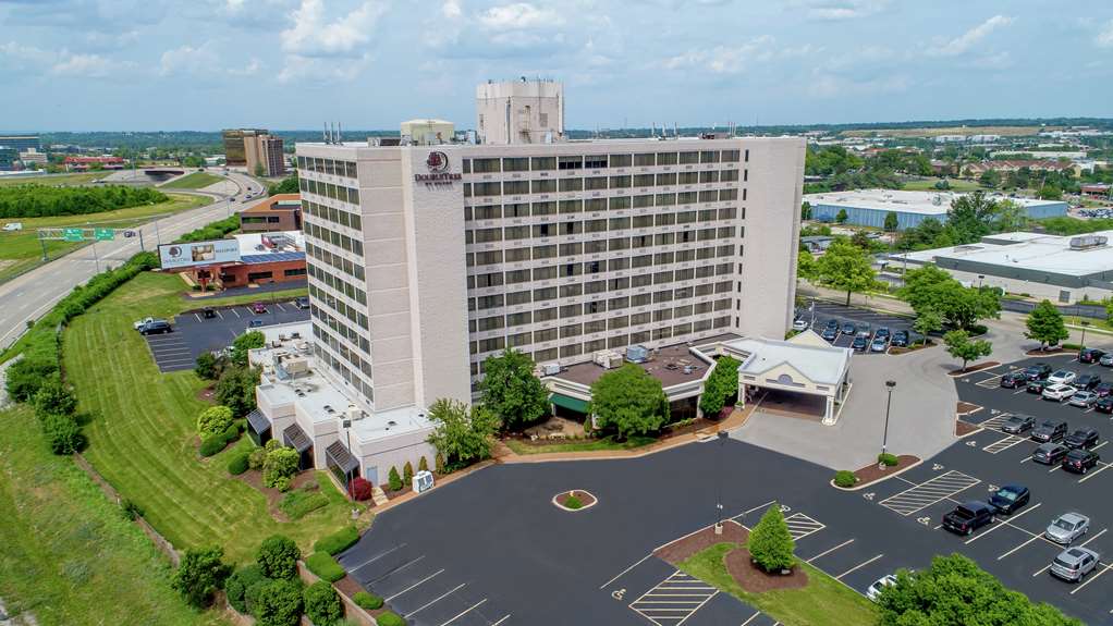 DoubleTree by Hilton Hotel St. Louis - Westport