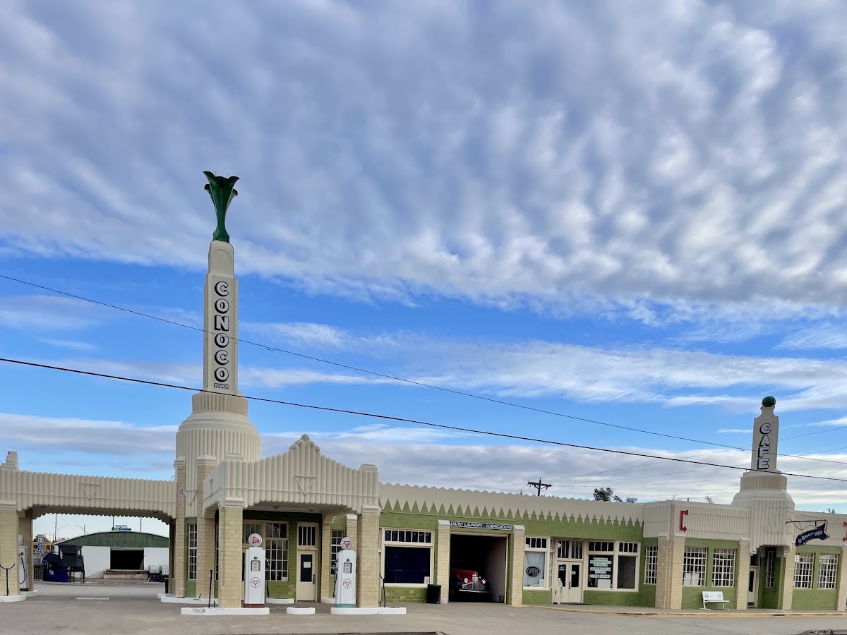 Conoco Tower Station & U-Drop Inn Cafe