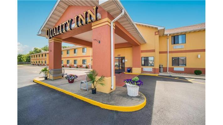Quality Inn O'Fallon IL - St. Louis