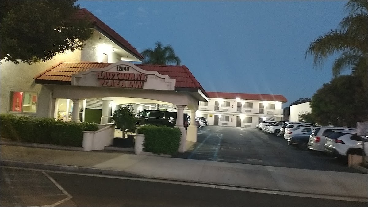 Hawthorne Plaza Inn