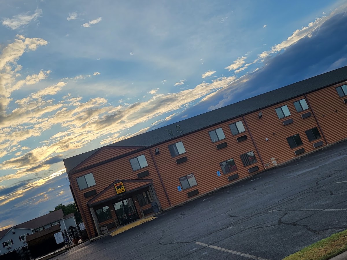 Booneslick Lodge Neosho