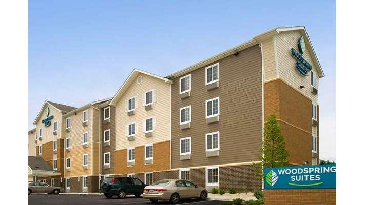 WoodSpring Suites Chicago Romeoville