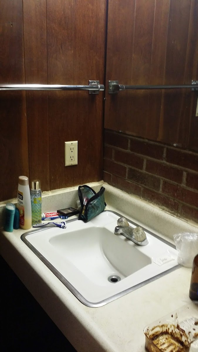 Lewis & Clark Motor Lodge
