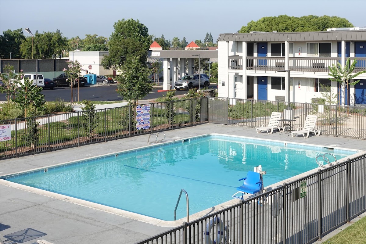 Motel 6 Claremont, CA