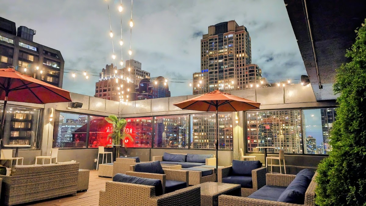 The Chicago Hotel Collection Magnificent Mile Hotel & Suites