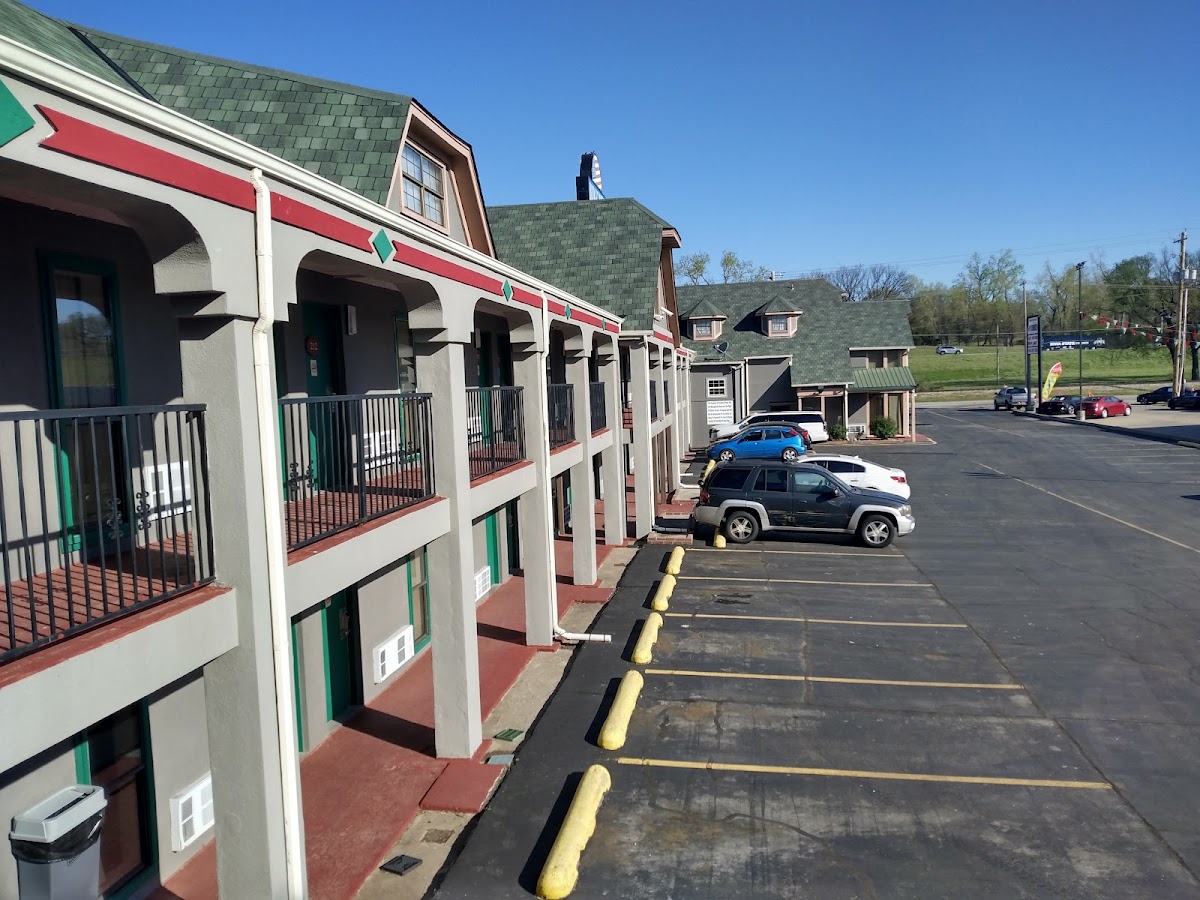 Budget Inn