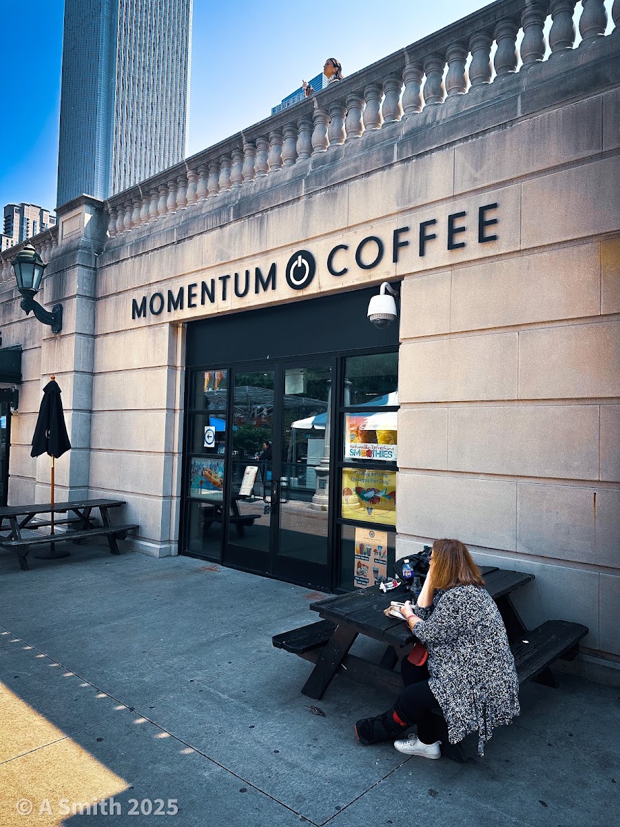Momentum Coffee Millennium Park