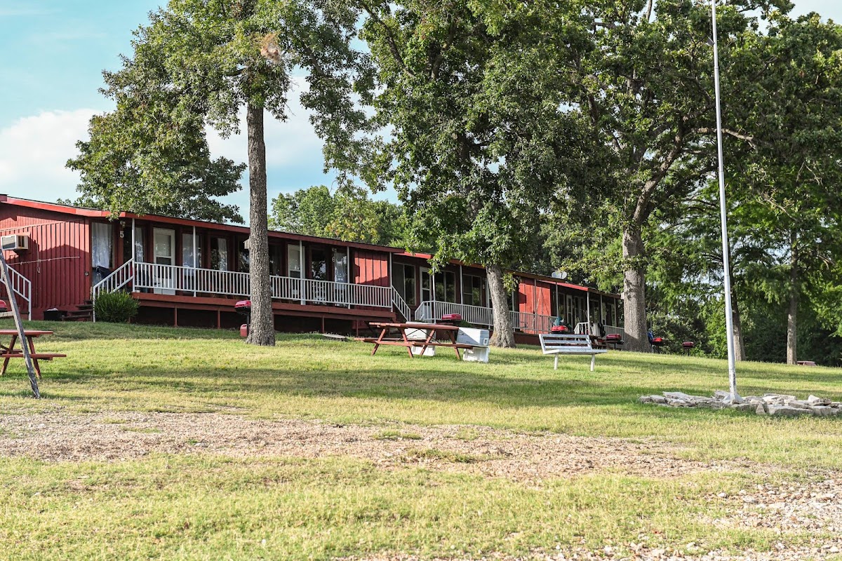 Happy Hollow Resort