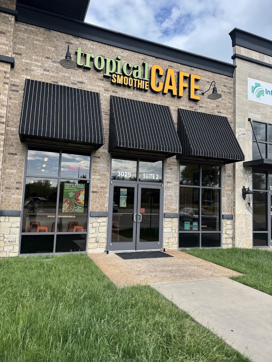 Tropical Smoothie Cafe
